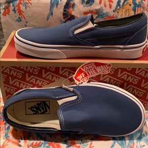 Slip on sneakers
